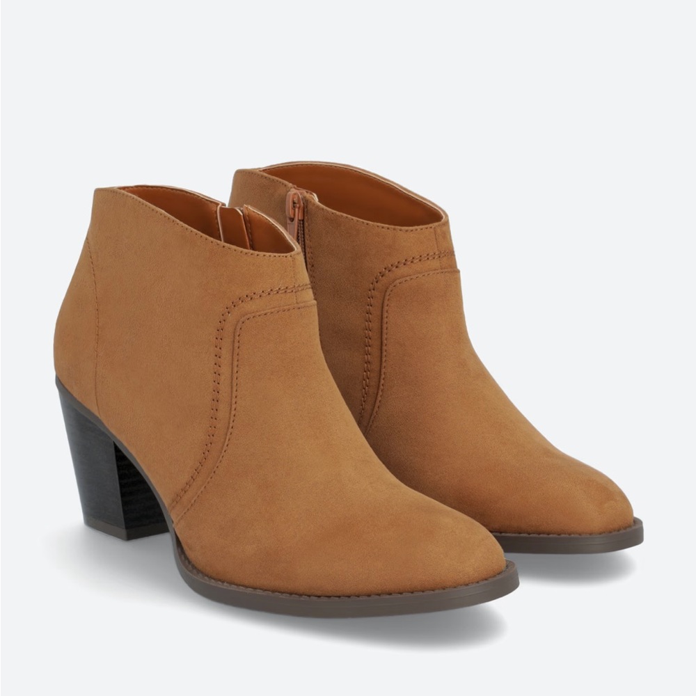 Market & Spruce Camel Ankle Booties